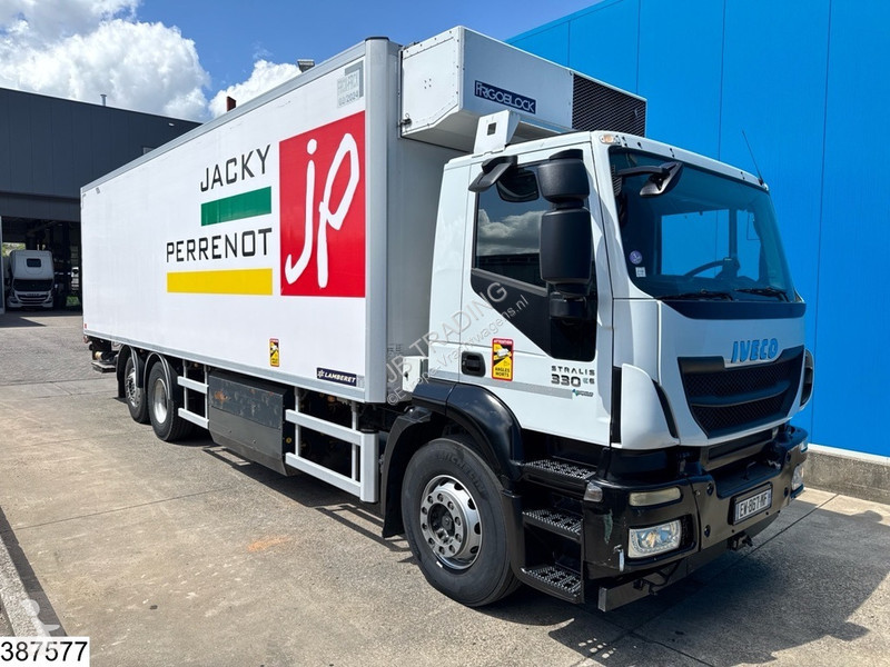 Kamion Iveco 330 CNG 6x2, EURO 6, Retarder, CNG