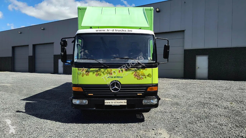 Camion Mercedes 815 + TAIL LIFT 1000 KG