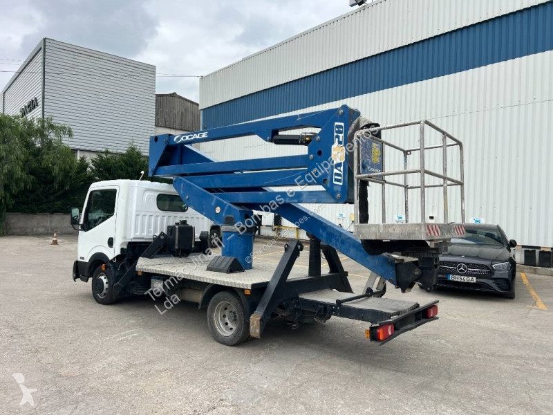 Camion Nissan CABSTAR 35.11