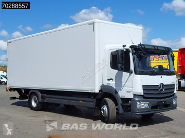 Camion fourgon Mercedes