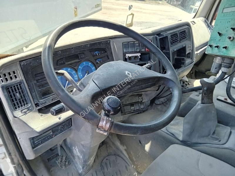 Echipamente pentru lucrari rutiere Renault