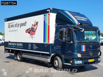 Camion fourgon Mercedes