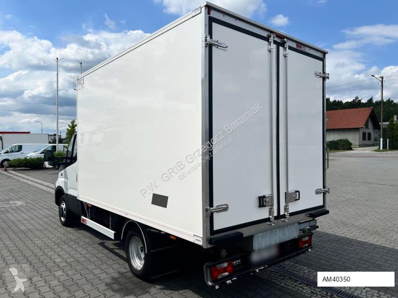 Furgoneta Iveco 50C15 Kontener Mroźnia/Chłodnia...