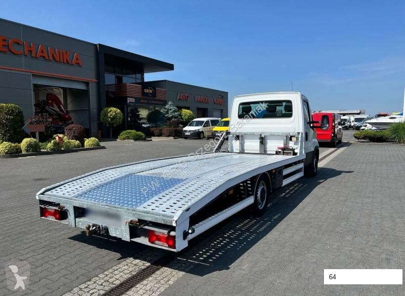Furgoneta Iveco 35S18 Autotransporter New Model...