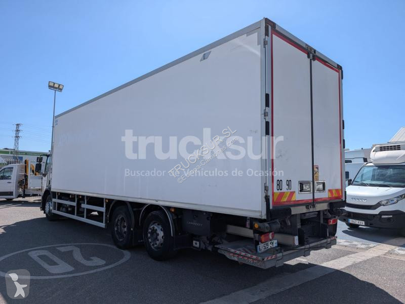 Camión Renault ejes 6x2*4 D320.26