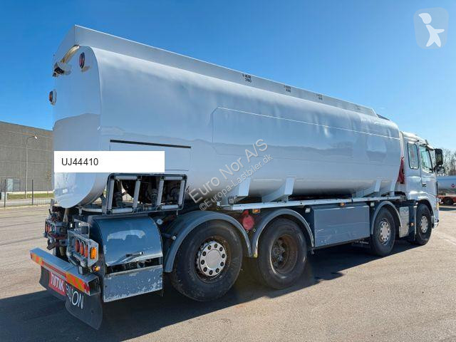 Camion Volvo FM460 8x2*6 24.000 l. ADR Tanktruck