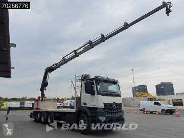 Camion grue Mercedes