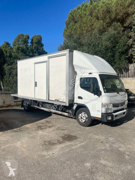 Camion Mitsubishi Fuso