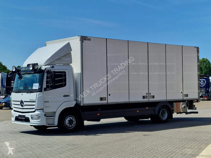 Camion Mercedes 1524 Box with sidedoors - Zepro...