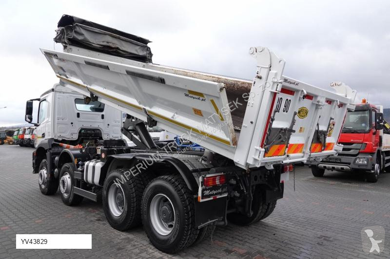 Camion Mercedes 3243