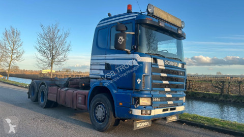 Camión portacontenedores Scania