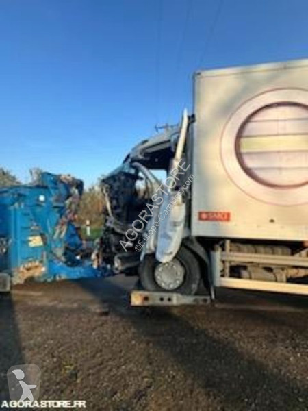 Camion Renault MIDLUM