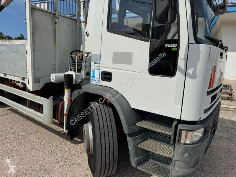 Kamion Iveco EUROCARGO 170E27 CASSONE FISSO+GRU...
