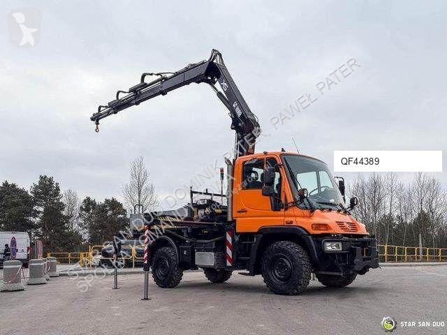 Vrachtwagen Mercedes Mercedes-Benz UNIMOG U300...