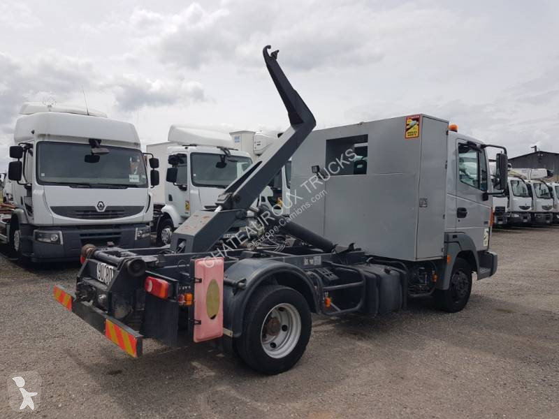 Camion Nissan