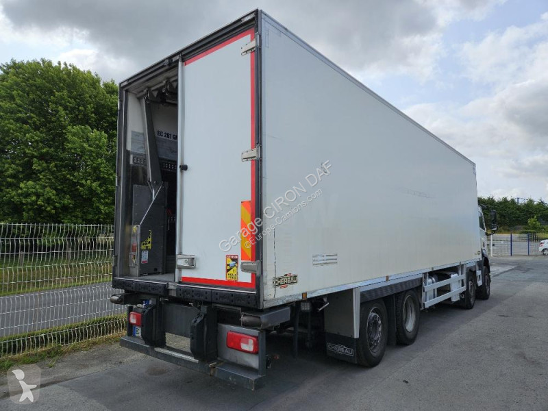Camion DAF 410
