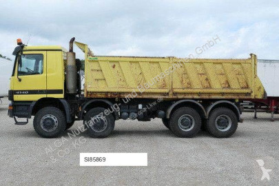 Camion benne Mercedes