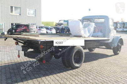 Camion plateau Mercedes