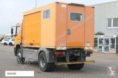 Camion fourgon Mercedes