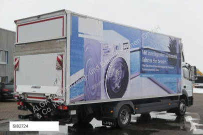Camion fourgon Mercedes
