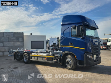Camion BDF Iveco neuf