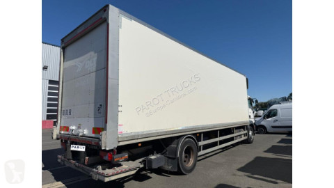 Camion fourgon MAN