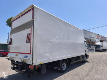 Camion fourgon MAN
