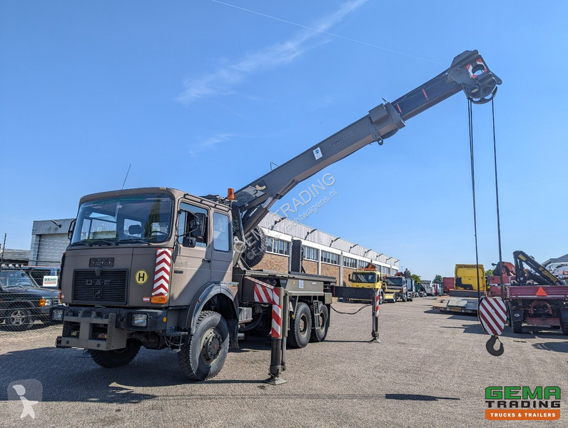 Kamion  32.281 6x6  - WSK - Palfinger PK30000T...