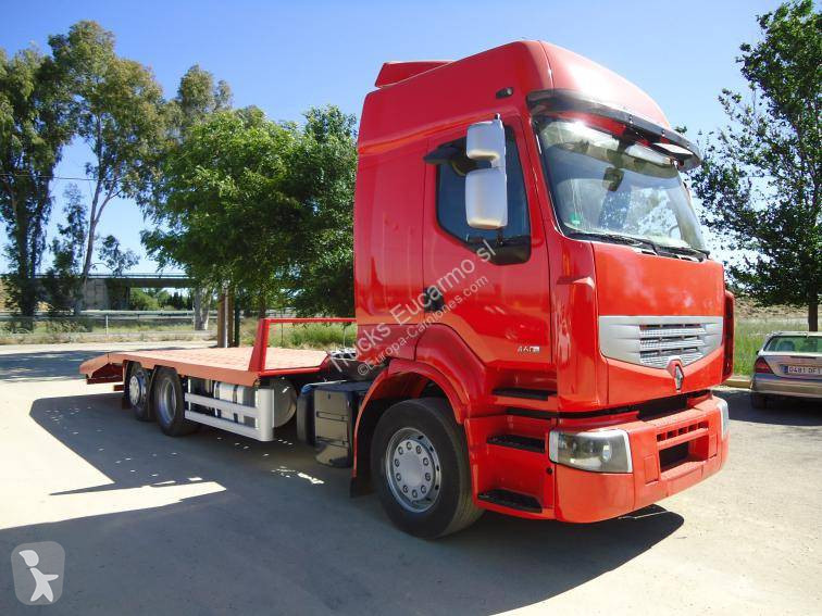 حاملة آليات Renault