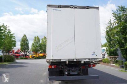 Camion rideaux coulissants (plsc) Mercedes