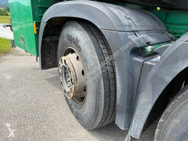 Kamion Mercedes 2541 6X2 Silo