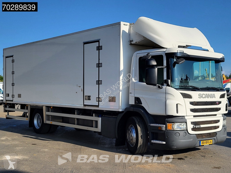 Camión Scania P250 P 4X2 19tons N-Truck...