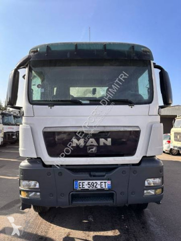 Camion béton malaxeur + pompe MAN