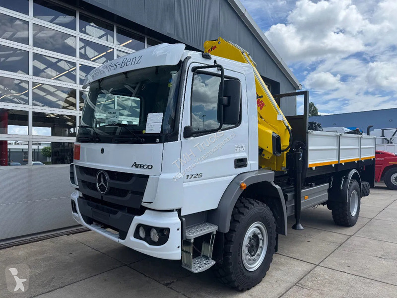 Kamion Mercedes 1725 4x4 Flatbed with Hyva...