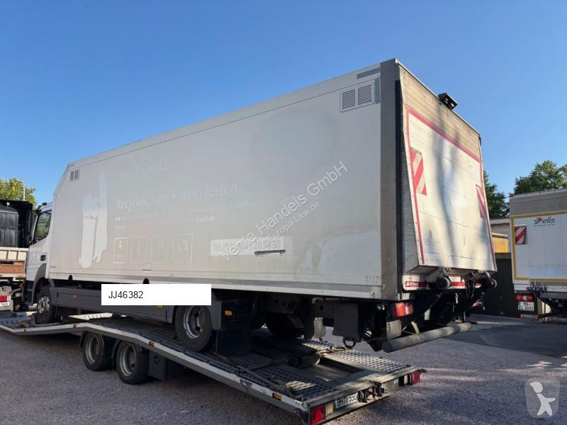 Camion Mercedes III 1223L