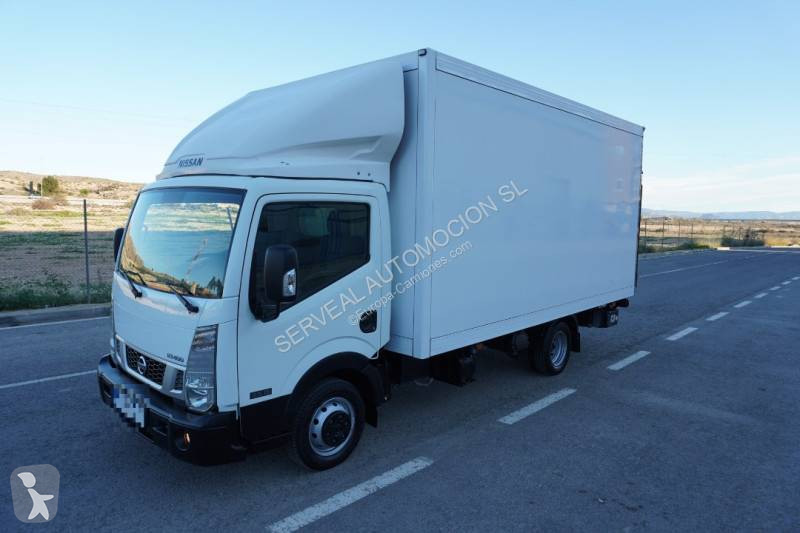 Camion Nissan