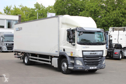 Camion fourgon DAF
