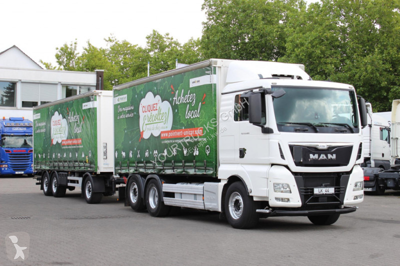 Camion remorque MAN TGX Plane Stapleraufnahme...