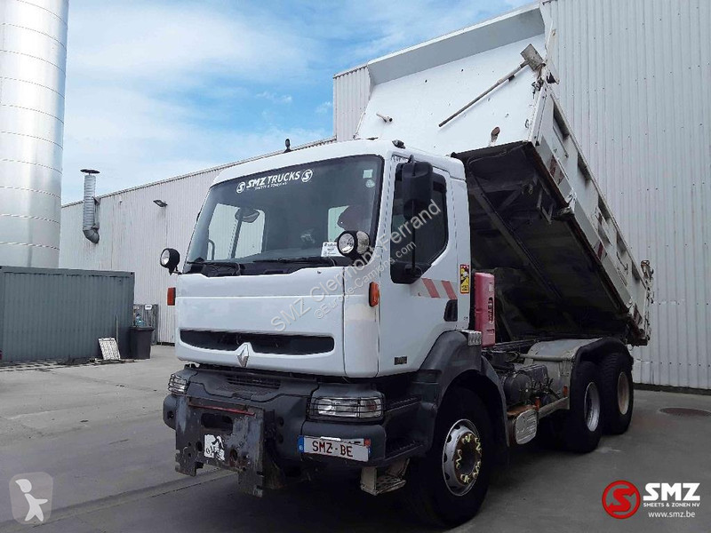 Kamion Renault 320