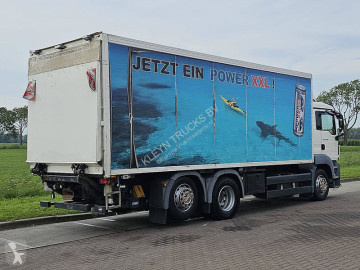 Camion fourgon MAN