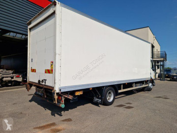Camion fourgon Volvo