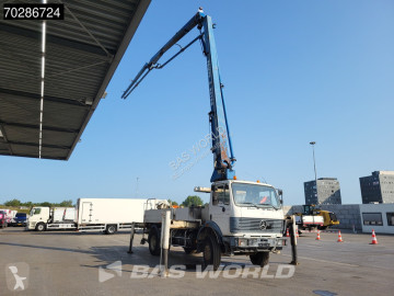 Camion pompe à béton Mercedes