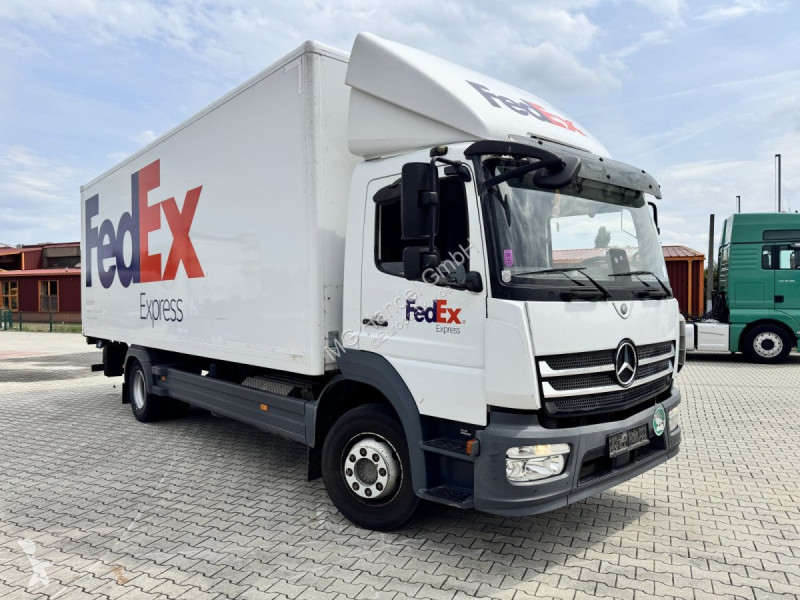 Camion Mercedes Atego 1224 Koffer mit Hebebühne