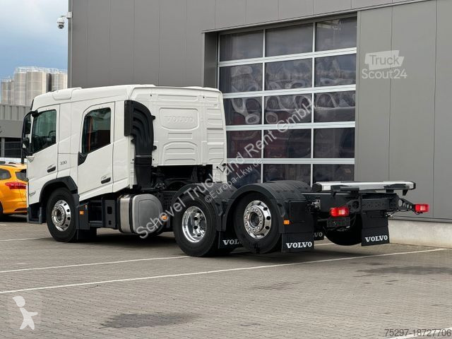 Camion Volvo FM 330 6x2 Doppelkabine...
