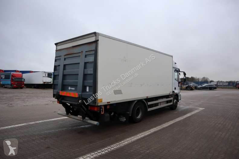 Kamion Iveco 4X2 Kasse-lift Afhentning