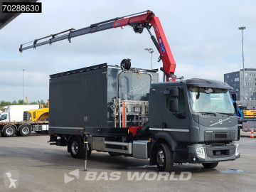 Camion grue Volvo