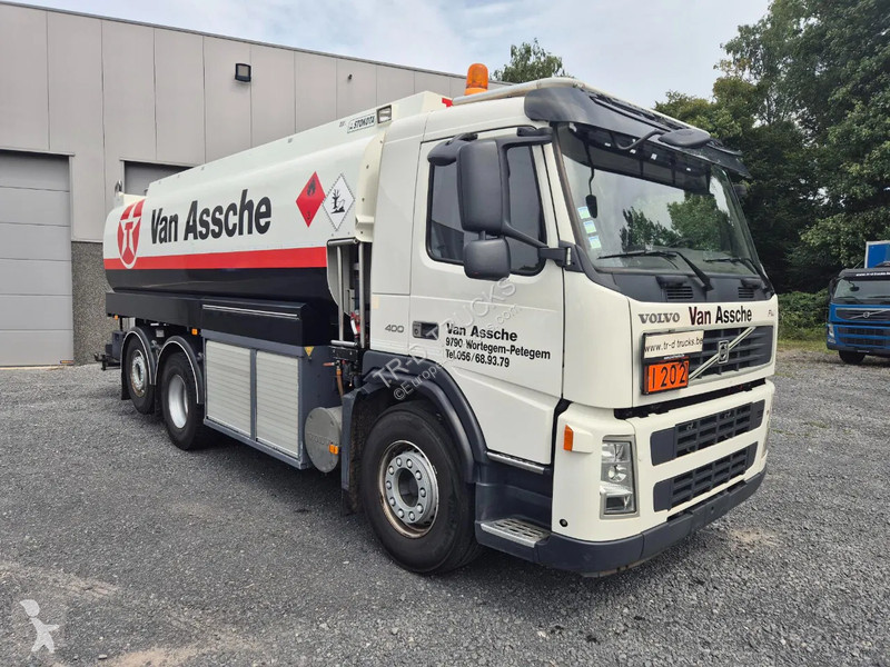 Camion Volvo 400 18000L FUEL/CARBURANT - 5 COMP...