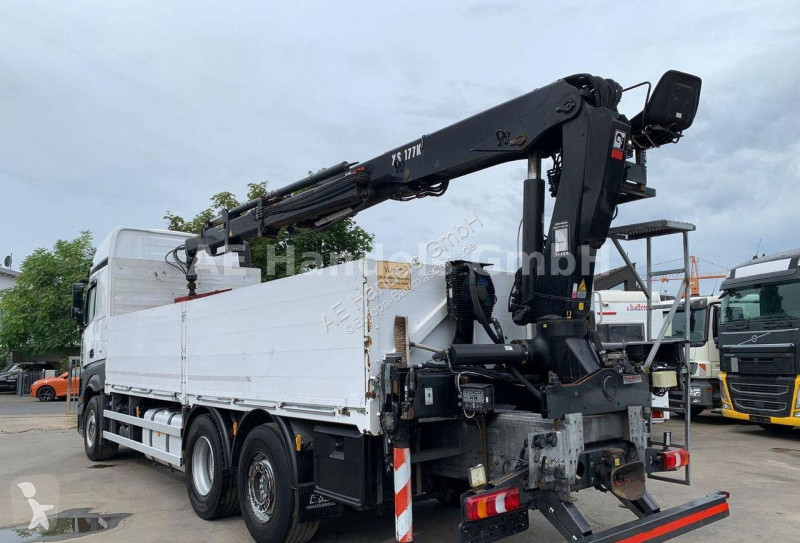 Grua Mercedes 2645