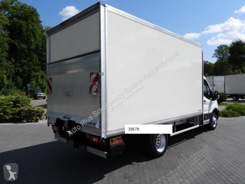 Autoutilitară Ford TRANSIT KONTENER WINDA 8...