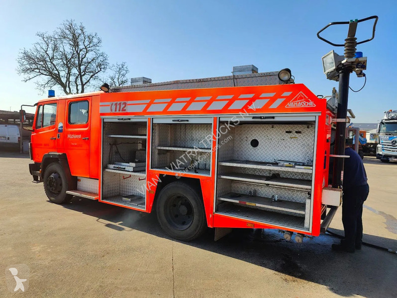 Camión Mercedes 1124 F 4x2 Feuerwehr -...